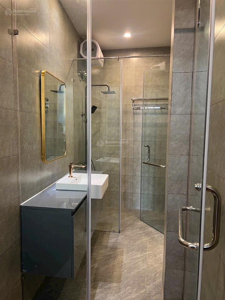 Nhà 3 tầng full nội thất mt nguyễn hữu thọ đường 33m lề 7m. dt 82,8m2 x3 tầng hướng tây