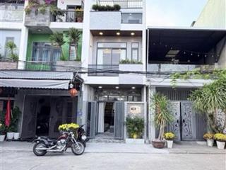 Nhà 3 tầng mặt tiền đường đặng huy tá, sát hoàng thị loan. dt 70m2, 3 phòng ngủ, gả nhanh 5,x