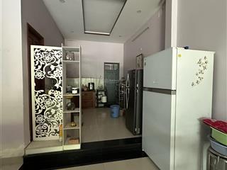 Nhà 2 tầng đường bàu năng 1, dt 134m2 ngang 6m hướng đông nam  sau nhà có 2 phòng trọ
