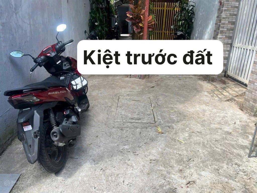 Chính chủ bán lô đất kiệt 550/2 điện biên phủ đi vào 20m là thấy  dt 63m2 (9x7m)