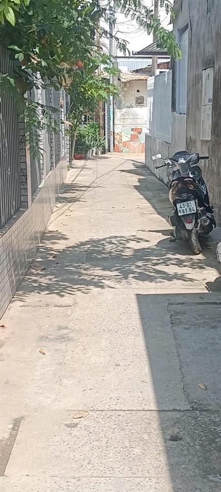 Đất kiệt 109 tô hiệu hay 23 ngô chân lưu vô cũng được. dt 110m2 ngang 5m, gả nhanh 3,x tỷ