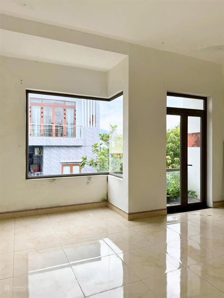 Chủ ngộp cần bán nhanh nhà 2,5 tầng xuân thiều 16 dt đất 75m2 ngang 6m  mt 6m lề 2m