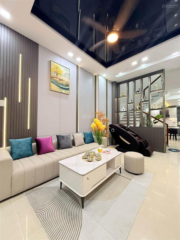 Nhà 3 tầng điện biên phủ kiệt ô tô gần đường cách đường điện biên phủ 50m, cách kiệt ô tô ch