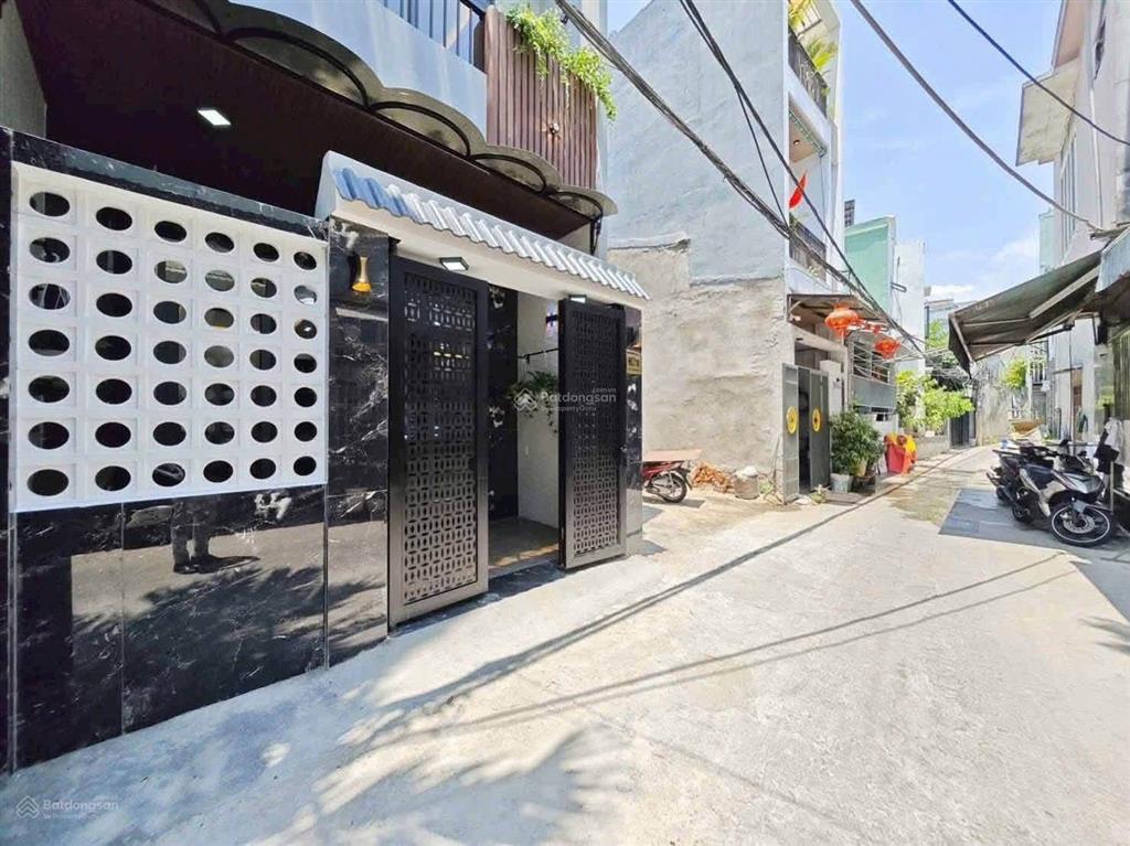 Nhà 3 tầng điện biên phủ kiệt ô tô gần đường cách đường điện biên phủ 50m, cách kiệt ô tô ch