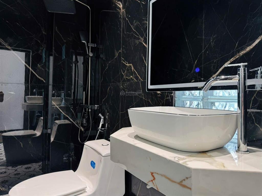 Nhà 3 tầng kiệt phạm nhữ tăng, thanh khê. vị trí gần đường chính, full nội thất, nhà mới