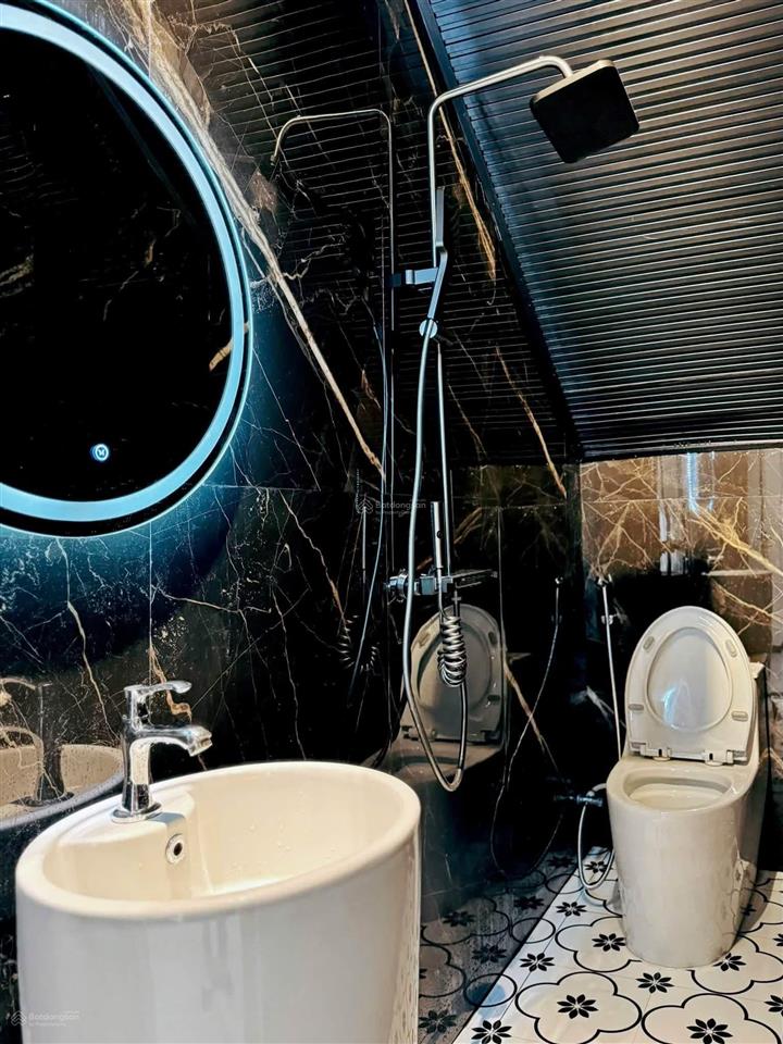 Nhà 3 tầng kiệt phạm nhữ tăng, thanh khê. vị trí gần đường chính, full nội thất, nhà mới