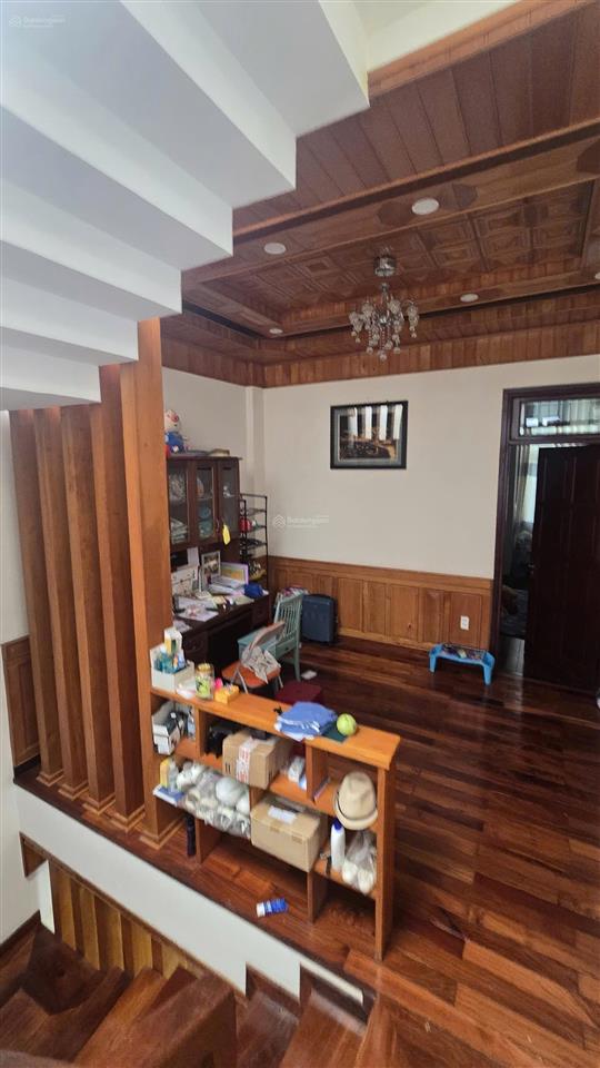 Chủ ngộp.. cần gả nhanh
nhà 4 tầng đường 7m5 thái thị bôi. vị trí kinh doanh  diện tích 85,