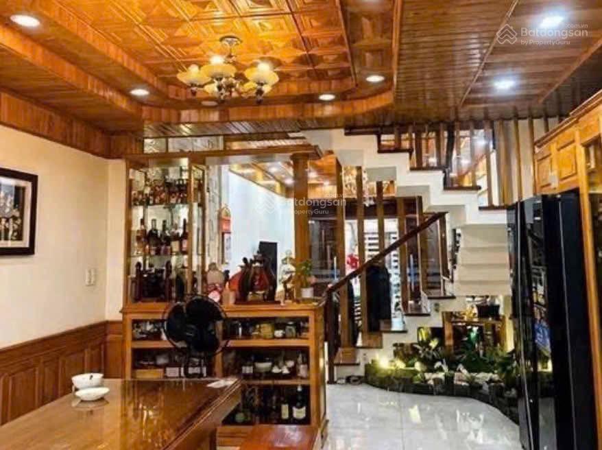 Chủ ngộp.. cần gả nhanh
nhà 4 tầng đường 7m5 thái thị bôi. vị trí kinh doanh  diện tích 85,