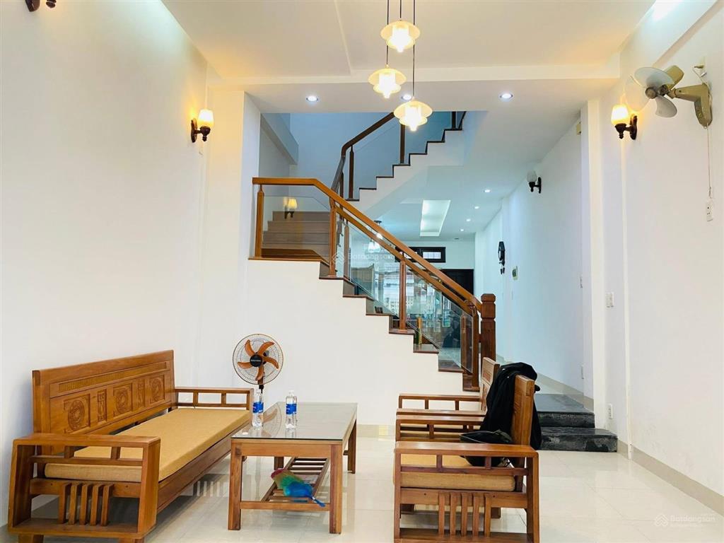 Nhà 2 tầng 3 mặt kiệt k395/.. hải phòng, vị trí trung tâm. cách đường 80m.