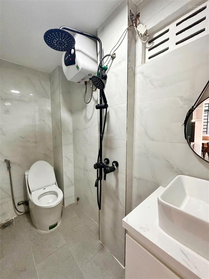 Nhà 2 tầng 3 mặt kiệt k395/.. hải phòng, vị trí trung tâm. cách đường 80m.
