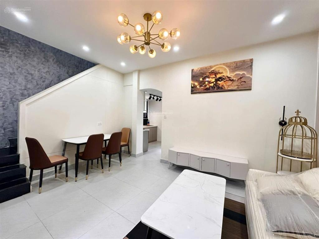 Nhà 2 tầng 3 mặt kiệt k395/.. hải phòng, vị trí trung tâm. cách đường 80m.