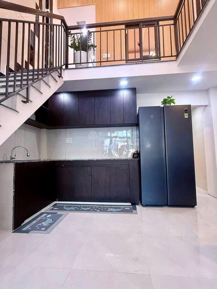 Cần bán nhanh 3,8 tỷ. nhà 2 tầng kiệt nguyễn như hạnh gần ngã ba huế và bến xe đà nẵng.
