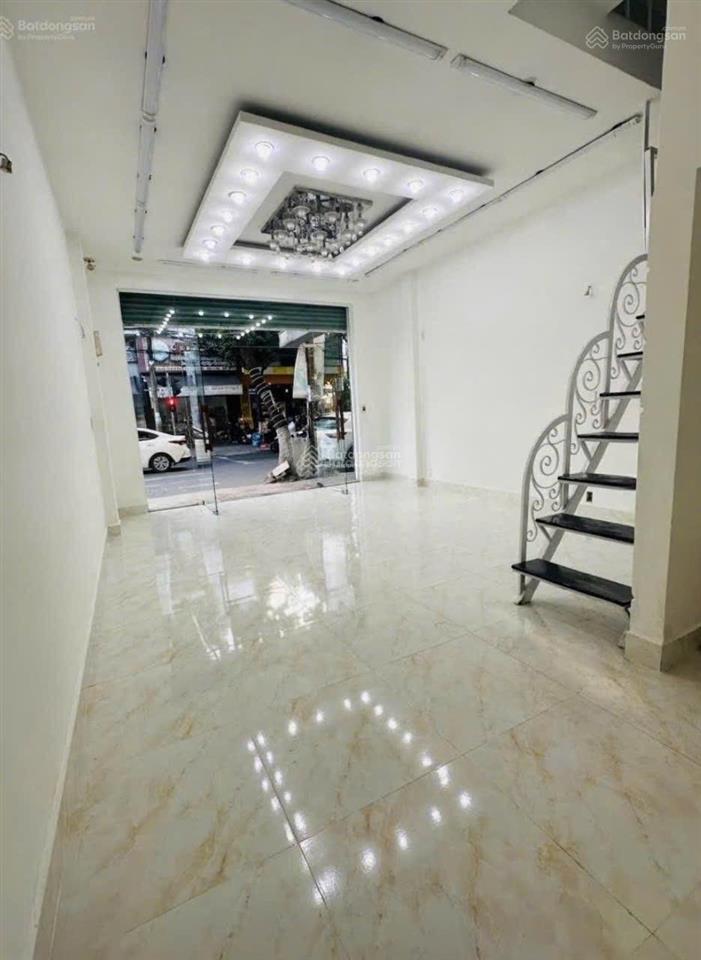 Nhà 2 tầng đúc đường 10m5 mặt tiền nguyễn thị minh khai, hải châu. cạnh hải phòng. vị trí vip