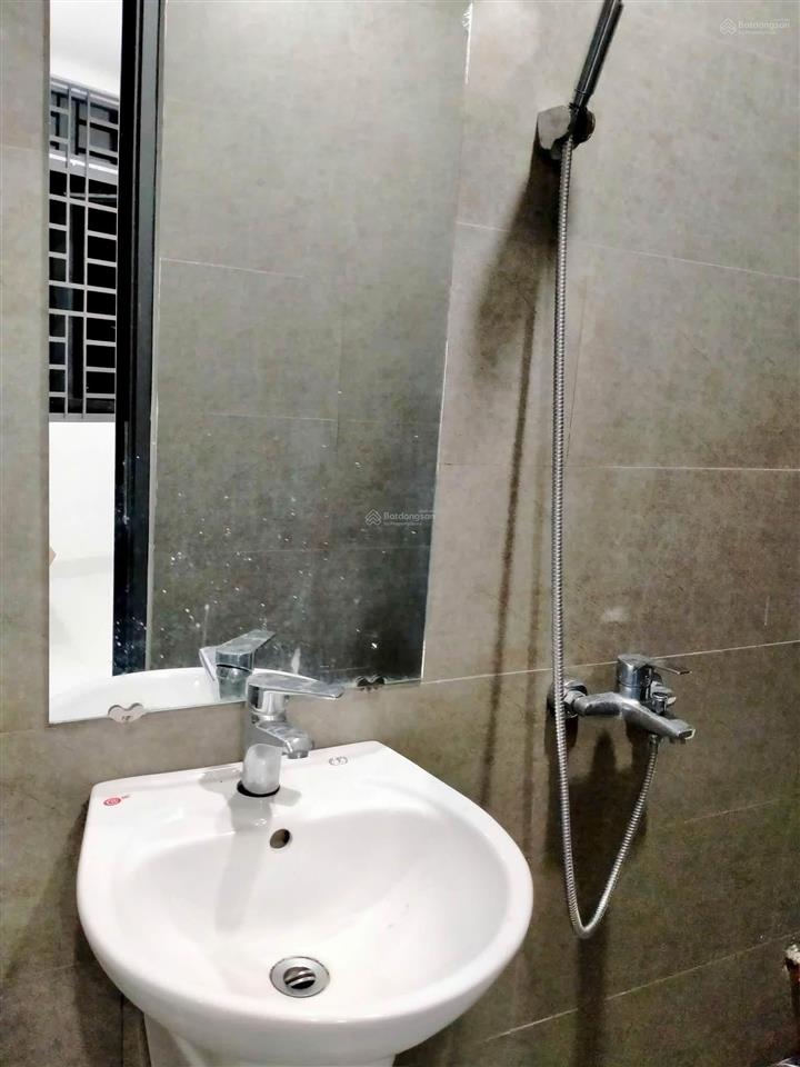 Nhà 3 tầng 3 mê, (5 căn hộ) kiệt k86/ hoàng hoa thám. thông k405 lê duẩn