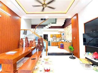 Nhà 2 tầng kiệt oto nguyễn huy tưởng..
 kiệt rộng 45m, oto có thể vô tới nhà