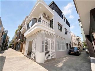 Nhà 2,5 tầng, góc 2 mặt kiệt oto hà huy tập, đối diện bãi tắm thanh khê, dt 75m2 ngang 6m