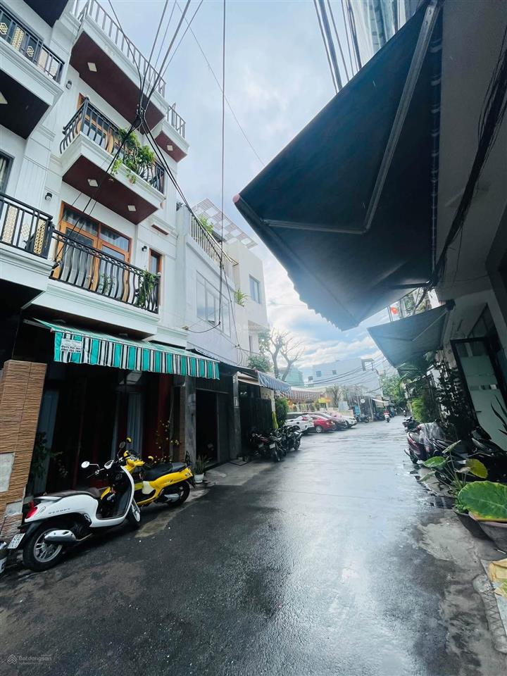 Nhà 3,5 tầng mặt tiền đường đoàn nhữ hài nối dài thông ra 43 cù chính lan. vị trí kinh doanh