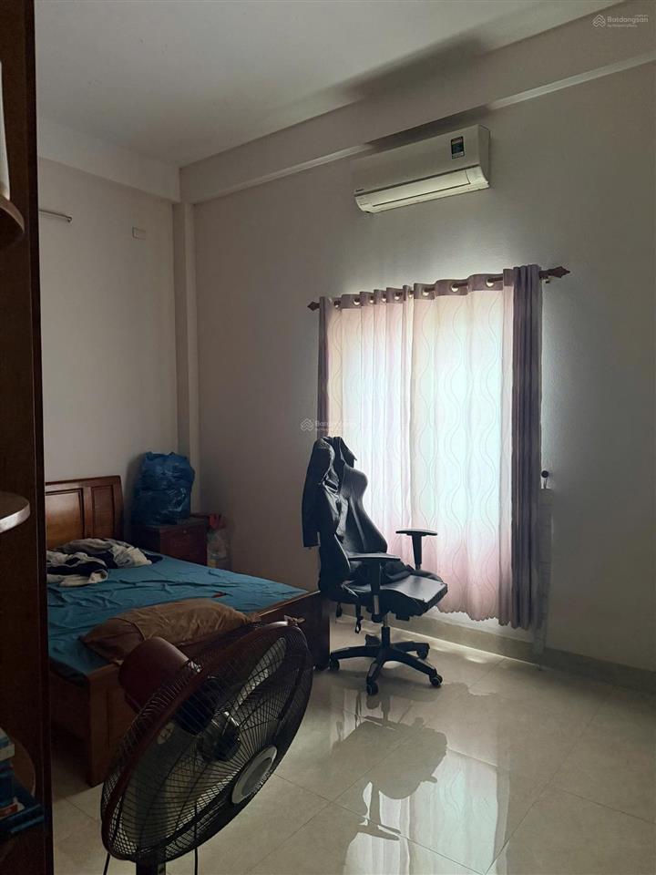 Nhà 3 tầng đường 10m5 huynh ngọc huệ . thanh khê  dt 100m2 ngang 5m  hướng tây nam