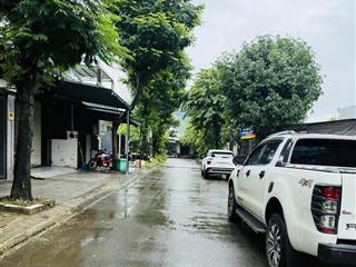 Đất mt nhơn hòa 10. sau lưng bến xe. dt 100m2 ngang 5m. gả nhanh 3.x tỷ