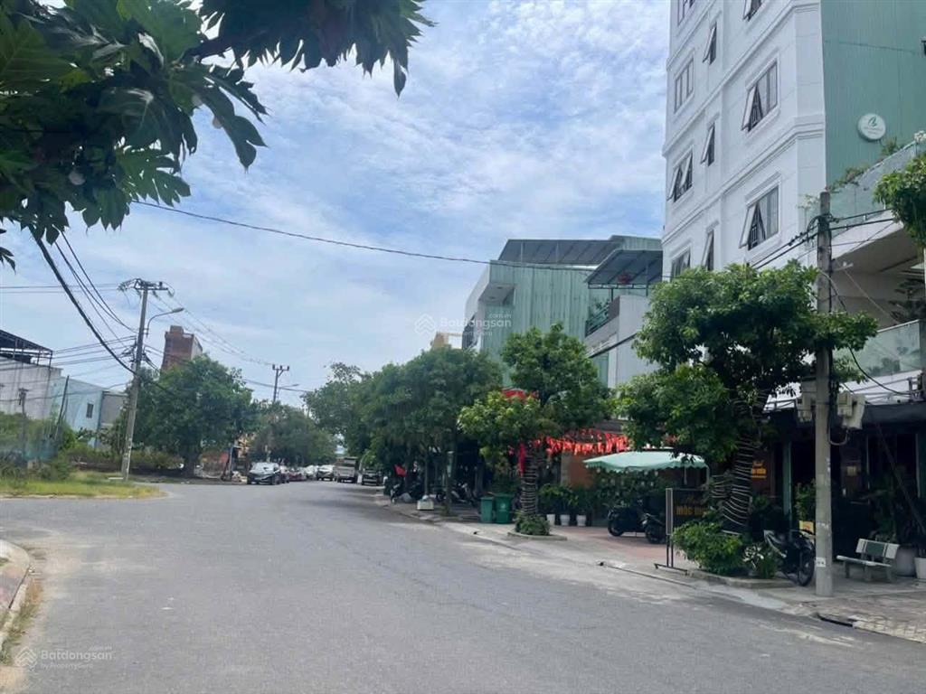 Mua 5,7 tỷ, chừ cần tiền, bán lại 4,6 tỷ. lô đất đường 10m5 phạm văn ngôn, liên chiểu