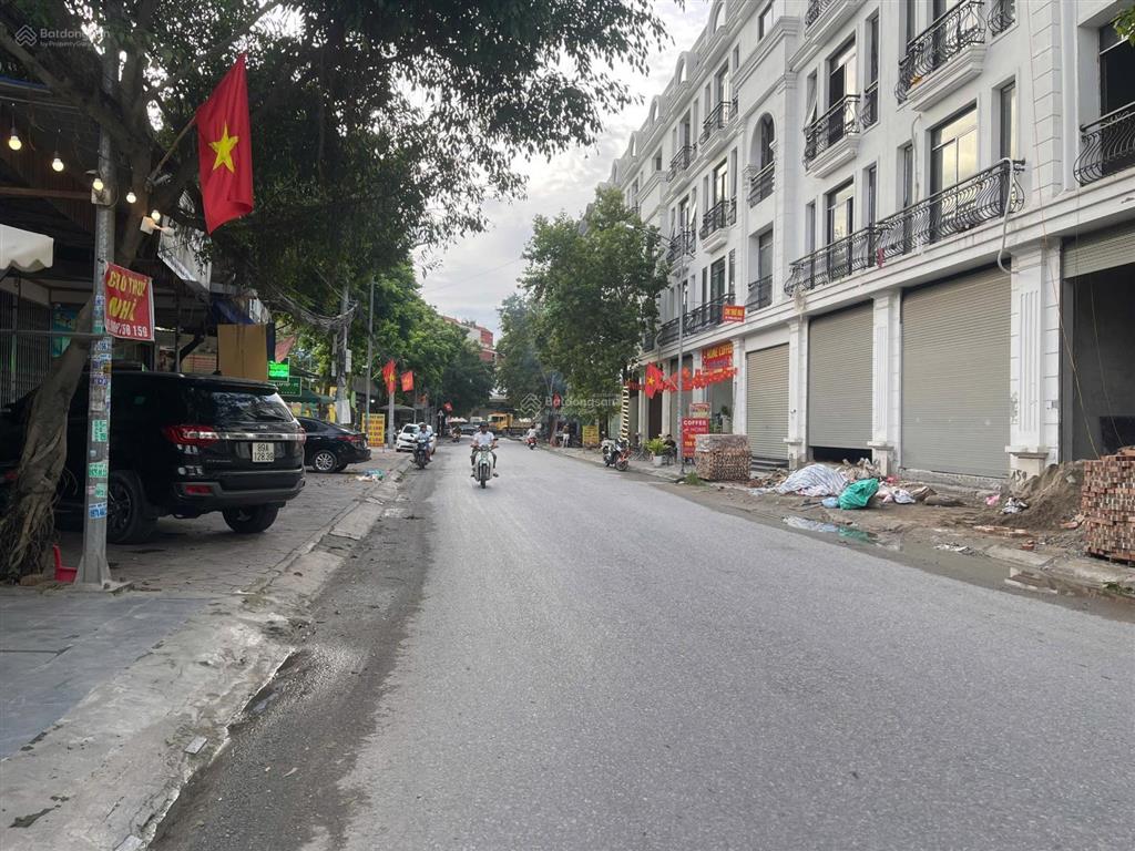 Bán gấp đất và nhà phố 4 tầng tại đường nguyễn lân  mỹ hào