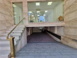 Cho thuê cửa hàng 100m2, giá 26 triệu, mặt tiền 7m, view đẹp tại lạc long quân, tây hồ