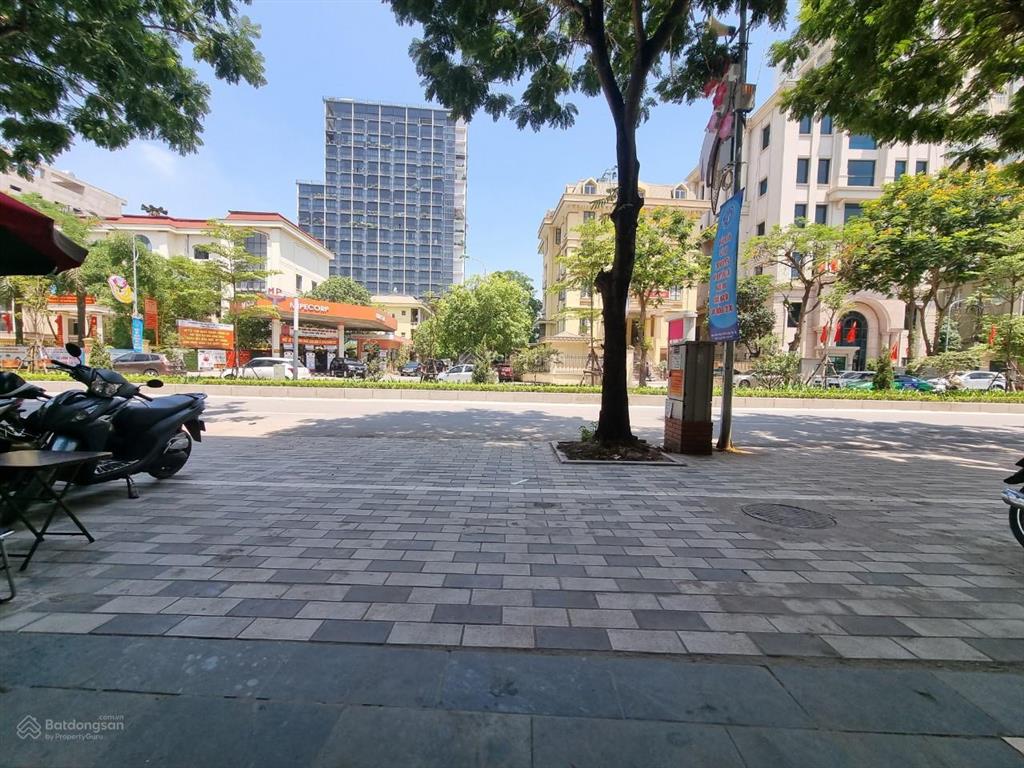 Cho thuê văn phòng tại lạc long quân, nhật tân, tây hồ, hà nội, giá 21 triệu, 136 m2