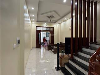 Anh chị đầu tư mua nhanh sửa nhanh 52m2 10.x tỷ sẵn 4 tầng . xuân la  bắc từ liêm  hà nội.