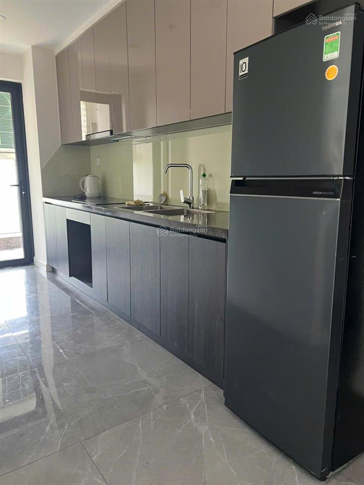 Chính chủ cho thuê cc cao cấp view sông sài gòn sang trọng, yên tĩnh, vào ở ngay, đang miễn phí ql