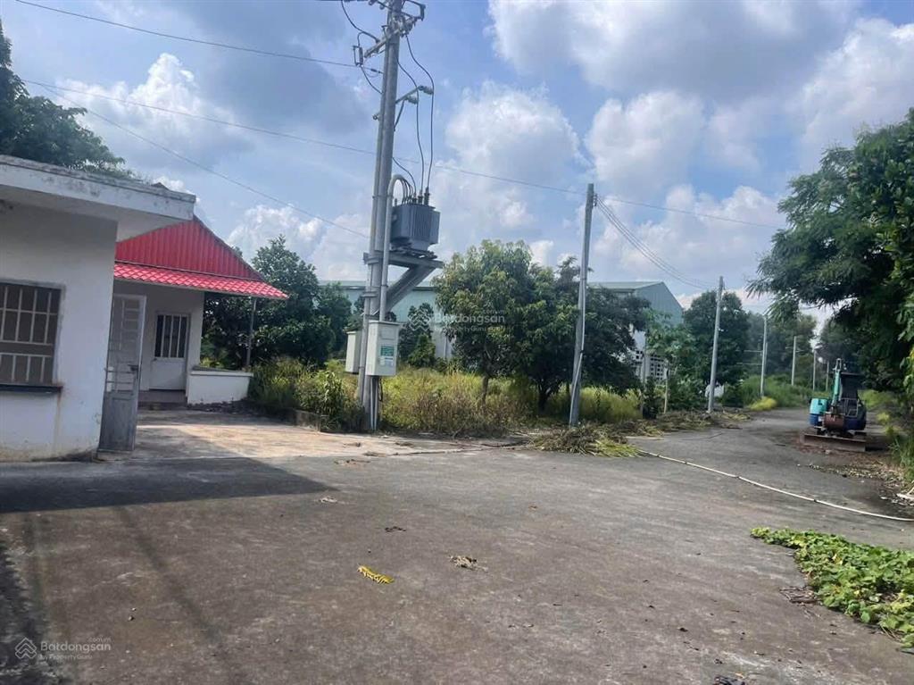 Cho thuê 800m2 kho xưởng tại duyên thái, thường tín