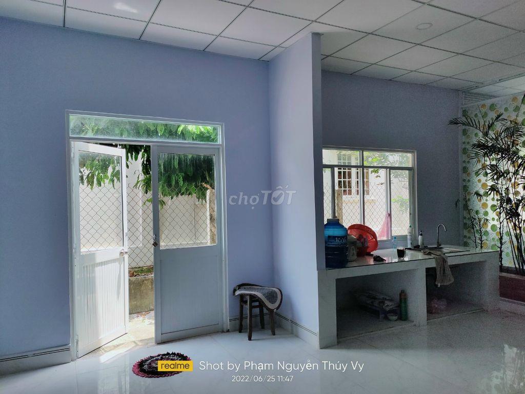 Nhà CHÍNH CHỦ 2PN, 1WC (đất 148 m2 với thổ cư 100m2) GÍA ***