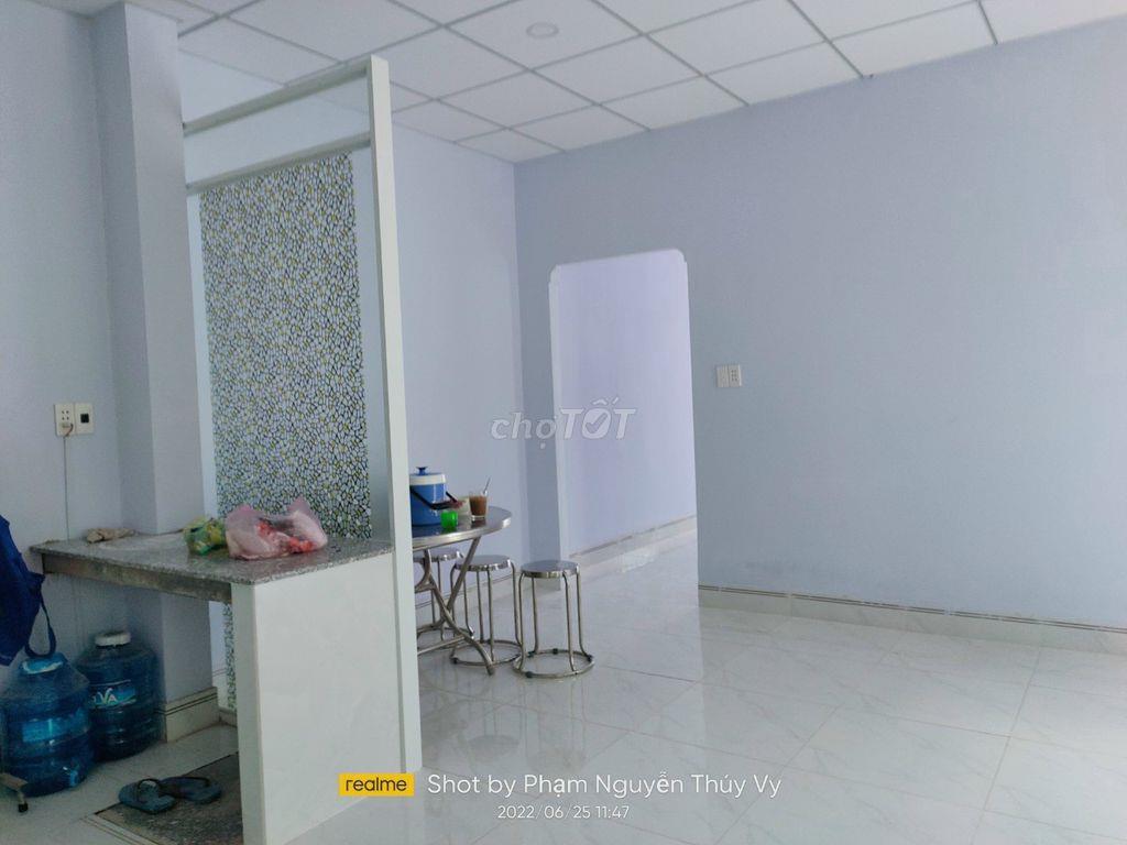 Nhà CHÍNH CHỦ 2PN, 1WC (đất 148 m2 với thổ cư 100m2) GÍA ***