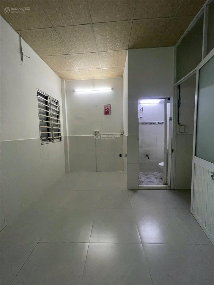 Cho thuê phòng trọ hẻm 407// đường phạm văn chiêu gò vấp