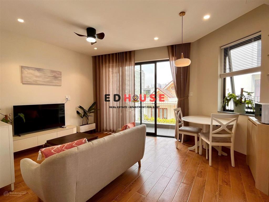 Cho thuê dài hạn căn hộ 1 phòng ngủ cao cấp full nội thất hiện đại quận bình thạnh ban công thoáng