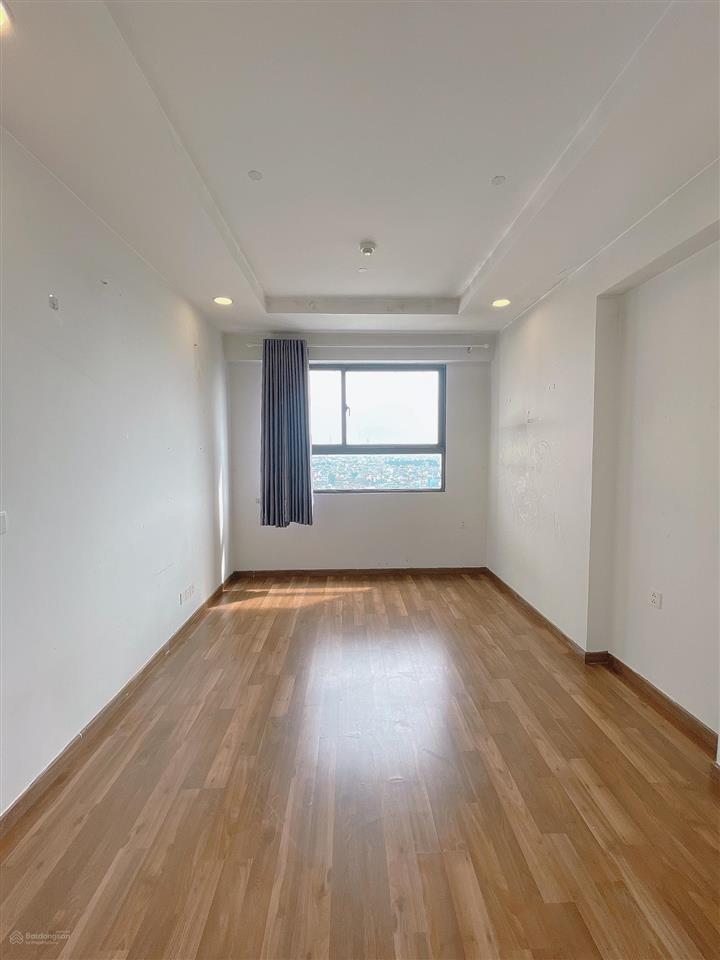 Kẹt tiền bán gấp trong tháng căn 2pn 75m2 khu trung tâm q.8 view đông nam (cực hiếm) đã có sổ hồng