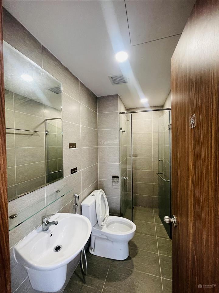 Kẹt tiền bán gấp trong tháng căn 2pn 75m2 khu trung tâm q.8 view đông nam (cực hiếm) đã có sổ hồng