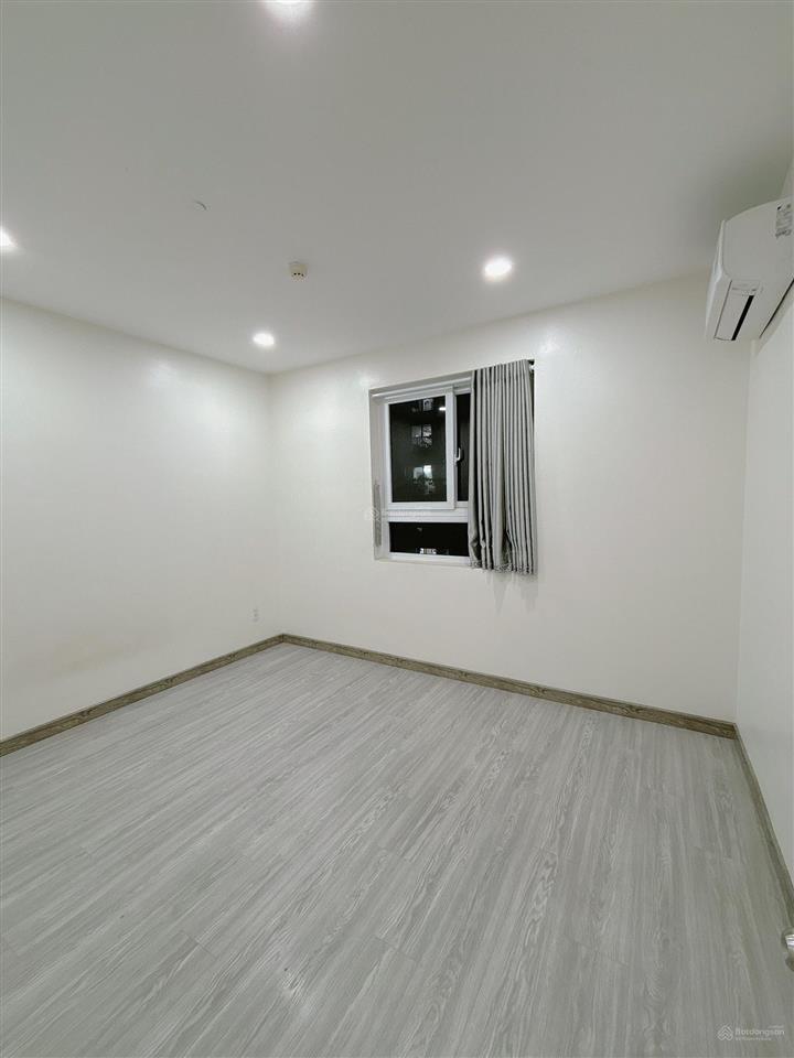 Chính chủ cần chuyển nhượng căn góc 2pn, 2 ban công, đã sổ tại chung cư tara khu trung tâm quận 8