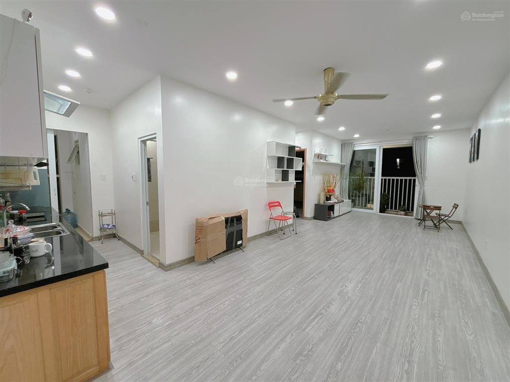 Chính chủ cần chuyển nhượng căn góc 2pn, 2 ban công, đã sổ tại chung cư tara khu trung tâm quận 8