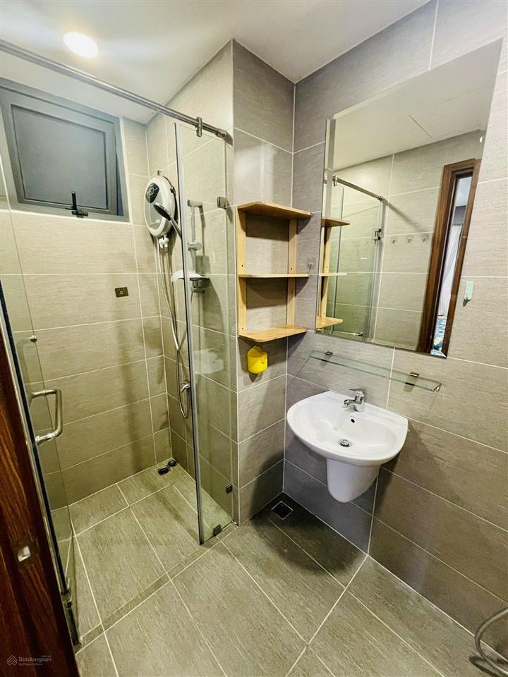 Chính chủ cho thuê căn hộ cao cấp pega 1, quận 8  có nội thất view pháo hoa  nhận nhà ở liền