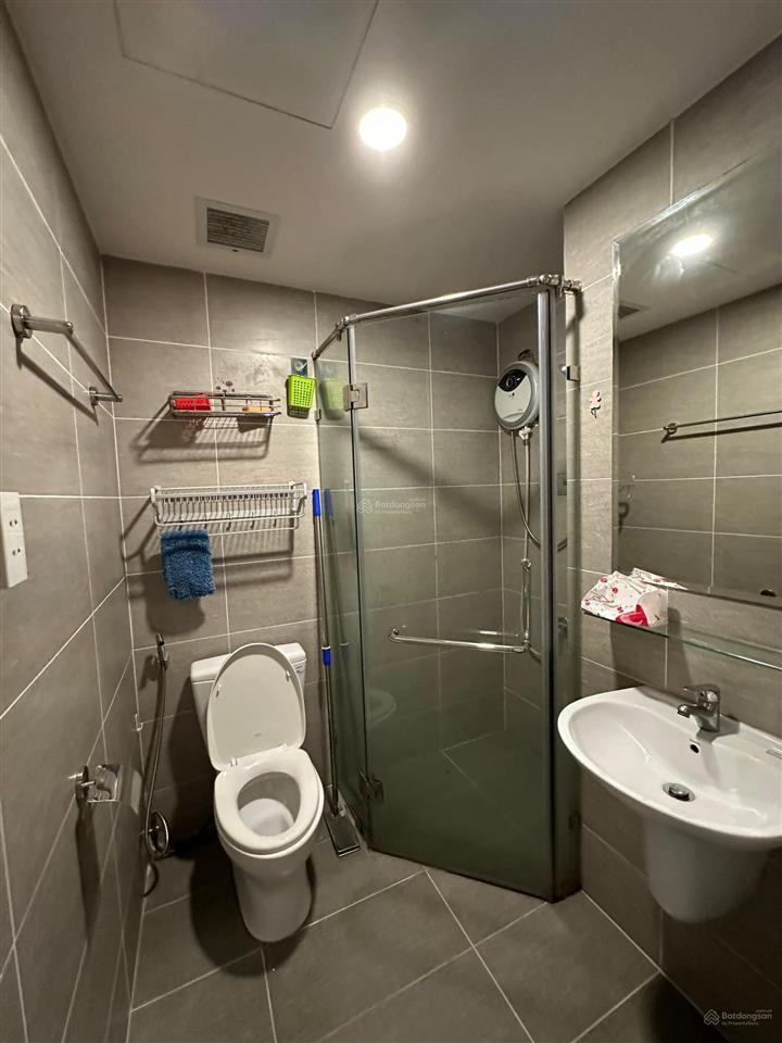 Bán căn hộ cao cấp pegasuite 1  đã có sổ, nh hỗ trợ vay 80%  nhà mới vừa sơn sửa, lót full sàn gỗ