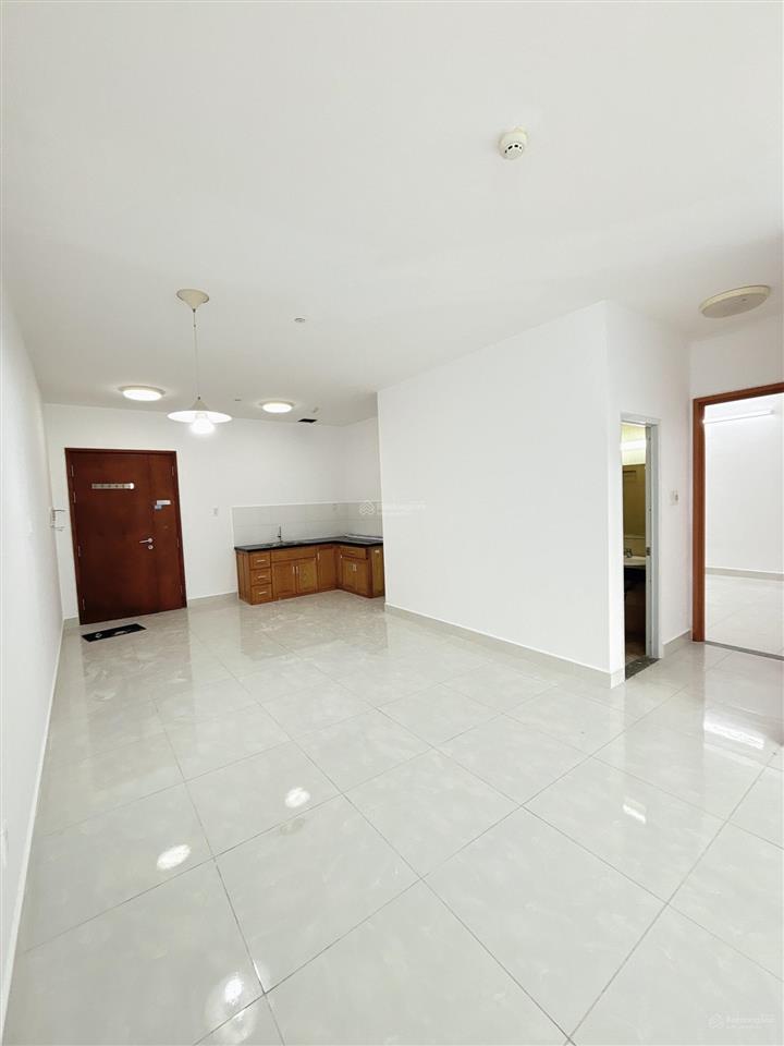 Cho thuê căn góc 2pn tara residence 2 ban công, không gian thoáng rộng 84m2  nhận nhà ở ngay