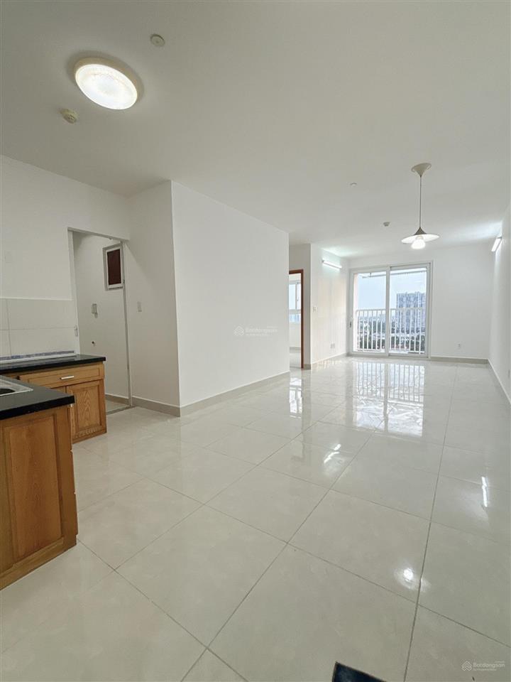 Cho thuê căn góc 2pn tara residence 2 ban công, không gian thoáng rộng 84m2  nhận nhà ở ngay