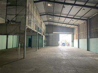Cho thuê xưởng diện tích 400m2 giá 20tr phạm văn sáng hóc môn