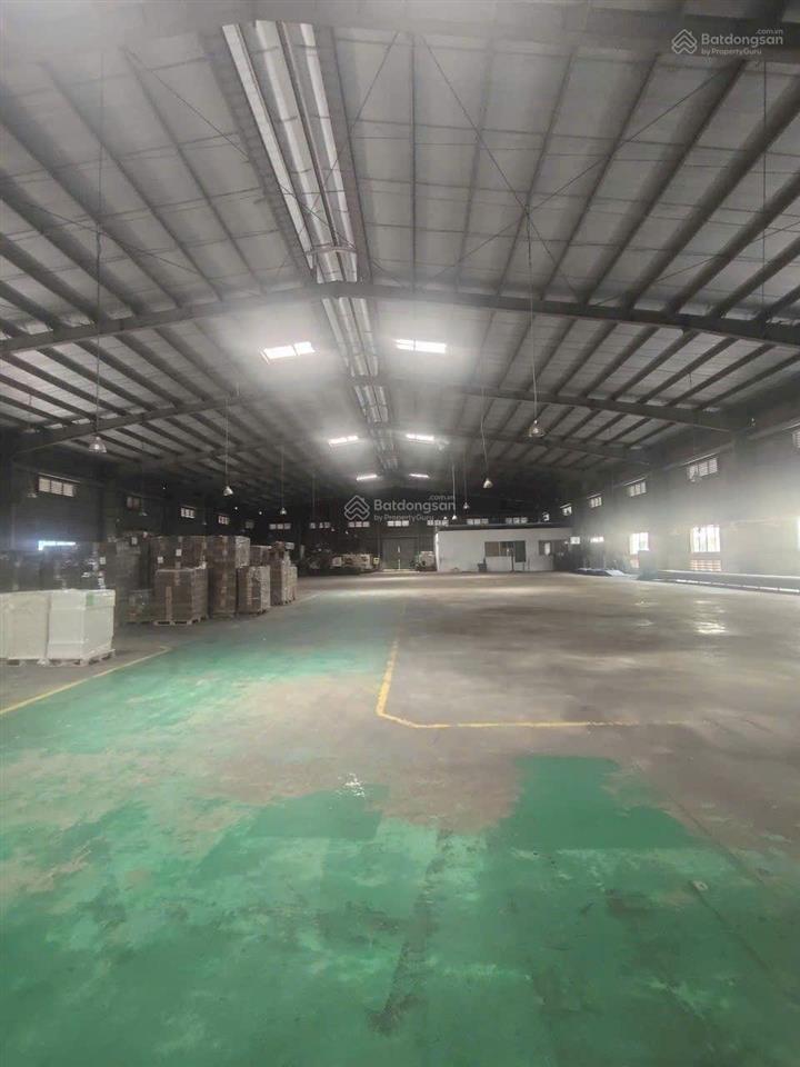 Cho thuê xưởng kv 5000m2 xd 2800m2 giá 170tr kcn tân phú trung