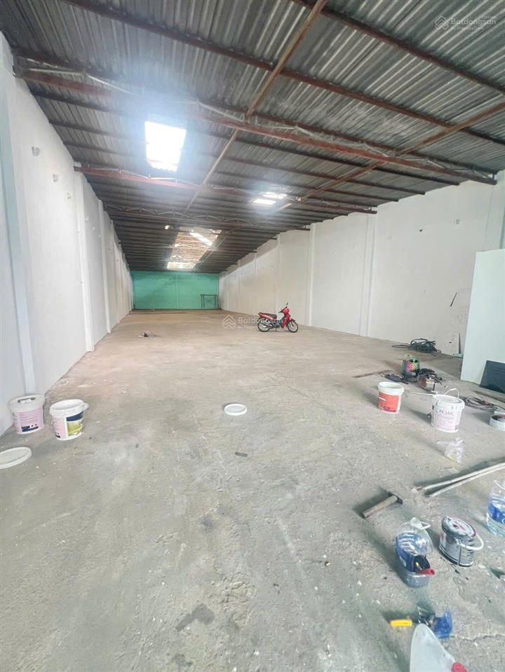 Cho thuê xưởng dt 500m2 giá 26tr xuân thới sơn hóc môn