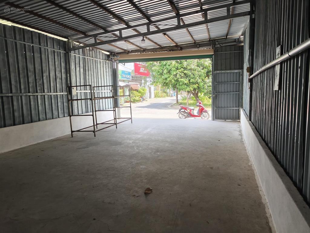 Cho thuê kho xưởng diện tích 140m2 giá 6tr xuân thới sơn hóc môn