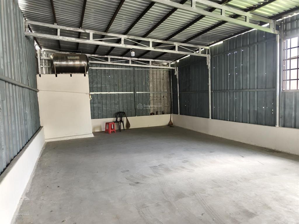 Cho thuê kho xưởng diện tích 140m2 giá 6tr xuân thới sơn hóc môn