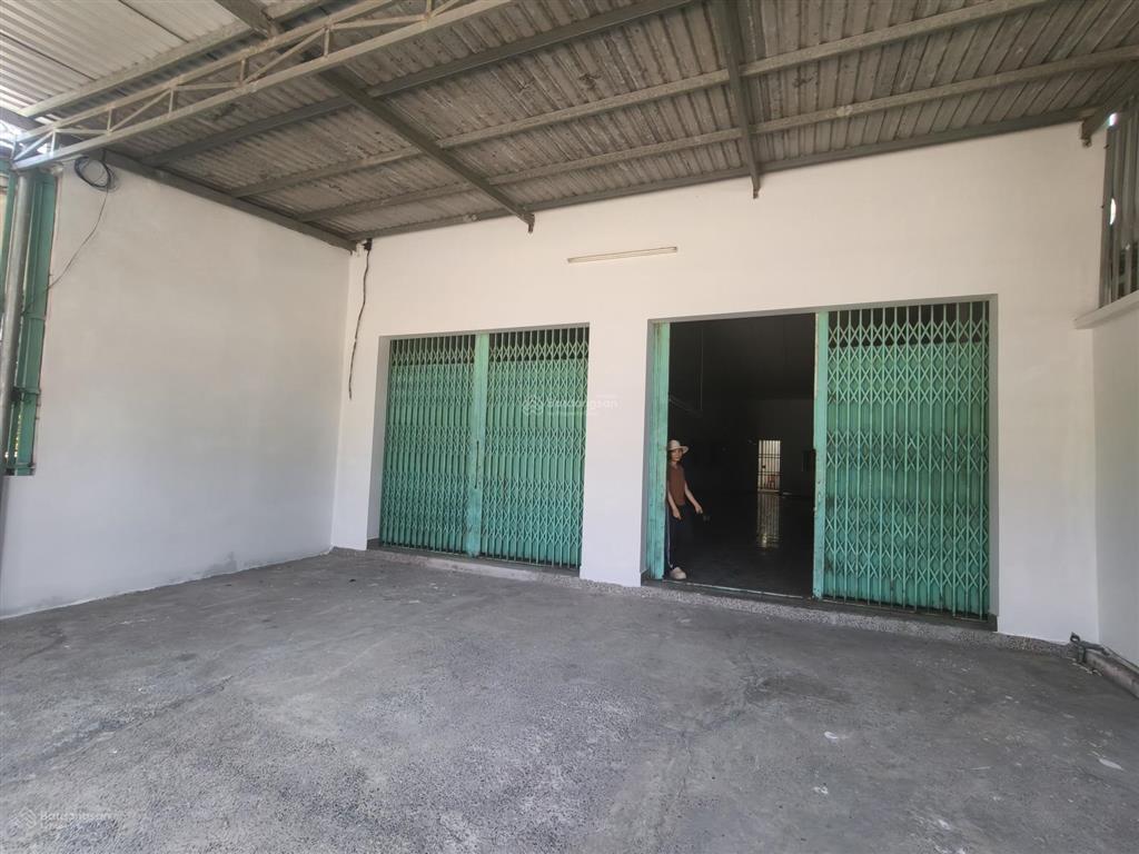 Cho thuê mt song hành tân hiệp dt 320m2 giá 20tr