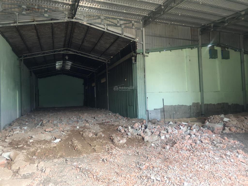 Cho thuê xưởng diện tích 460m2 giá 25tr dương công khi tân hiệp