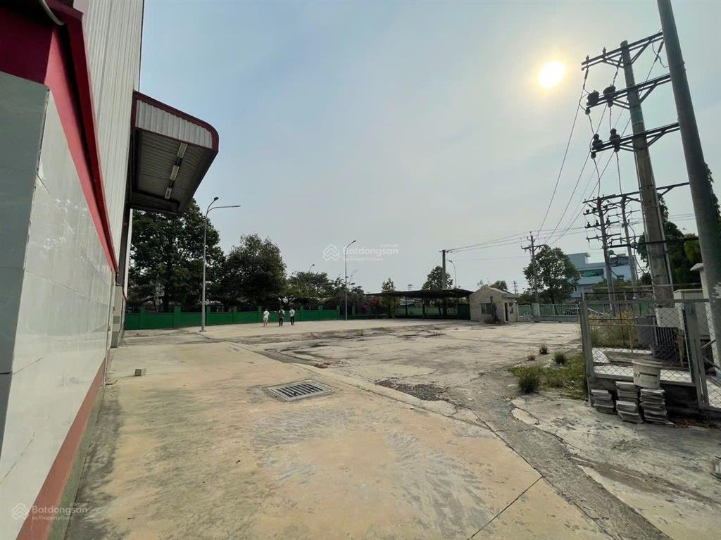 Cho thuê xuởng diện tích 3677m2 giá 90.720đ/m2 kcn bến lức long an